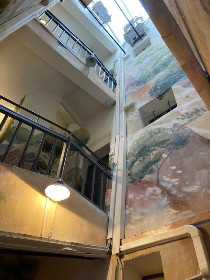 Agapee Apartment Екс ан Прованс Екстериор снимка