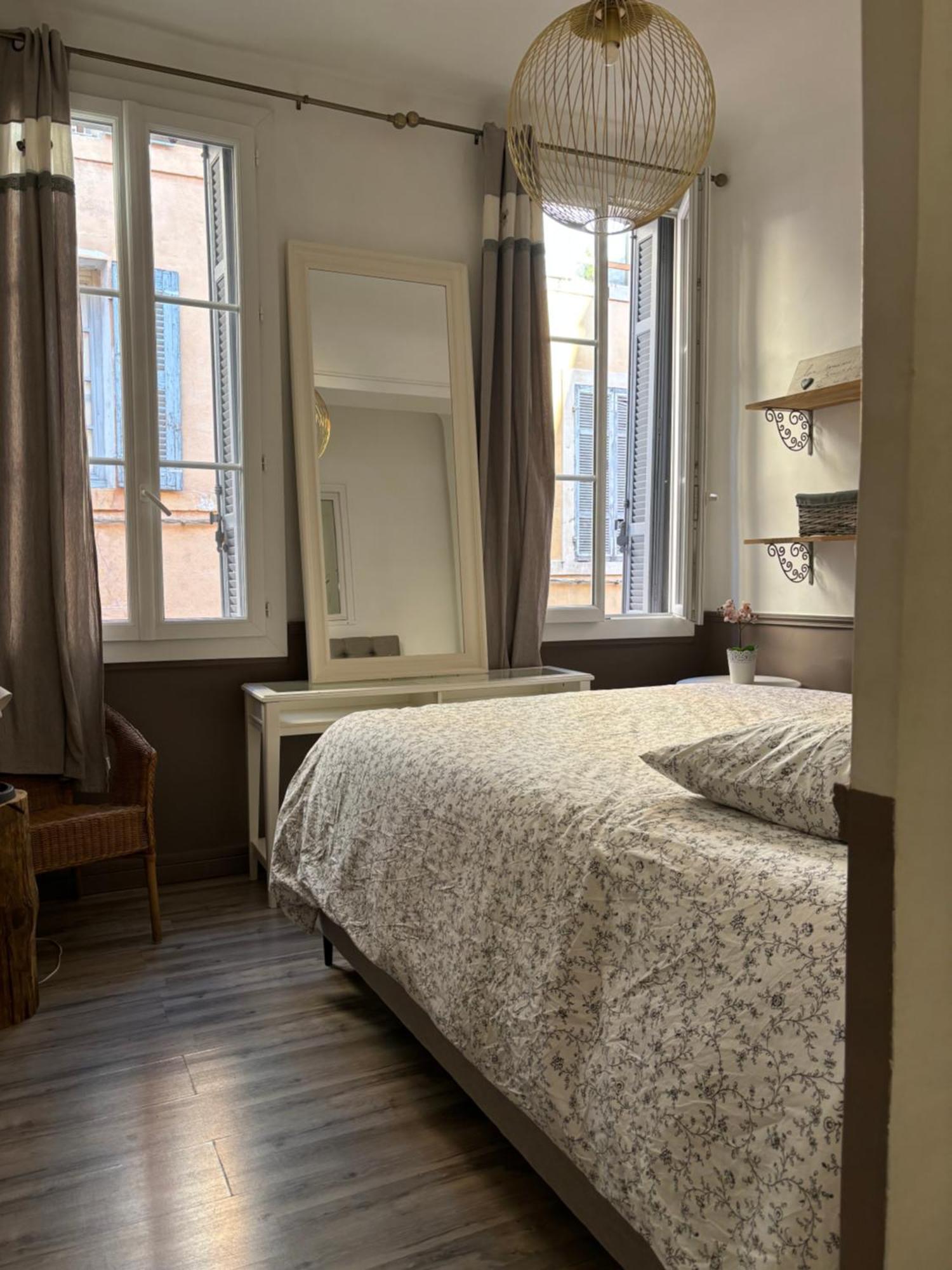 Agapee Apartment Екс ан Прованс Екстериор снимка